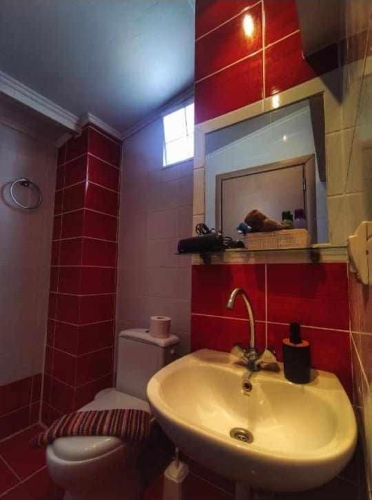 Rena'S Rooms Μελίντα Melinta Exteriér fotografie